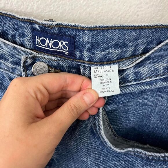 vintage 90s denim high waisted shorts - Picture 7 of 8